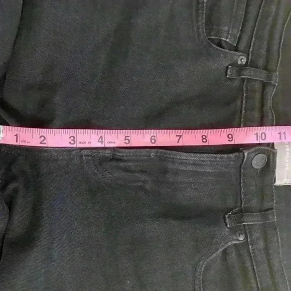 Everlane Black Frayed Ankle Jeans size 29 great condition - Picture 3 of 7